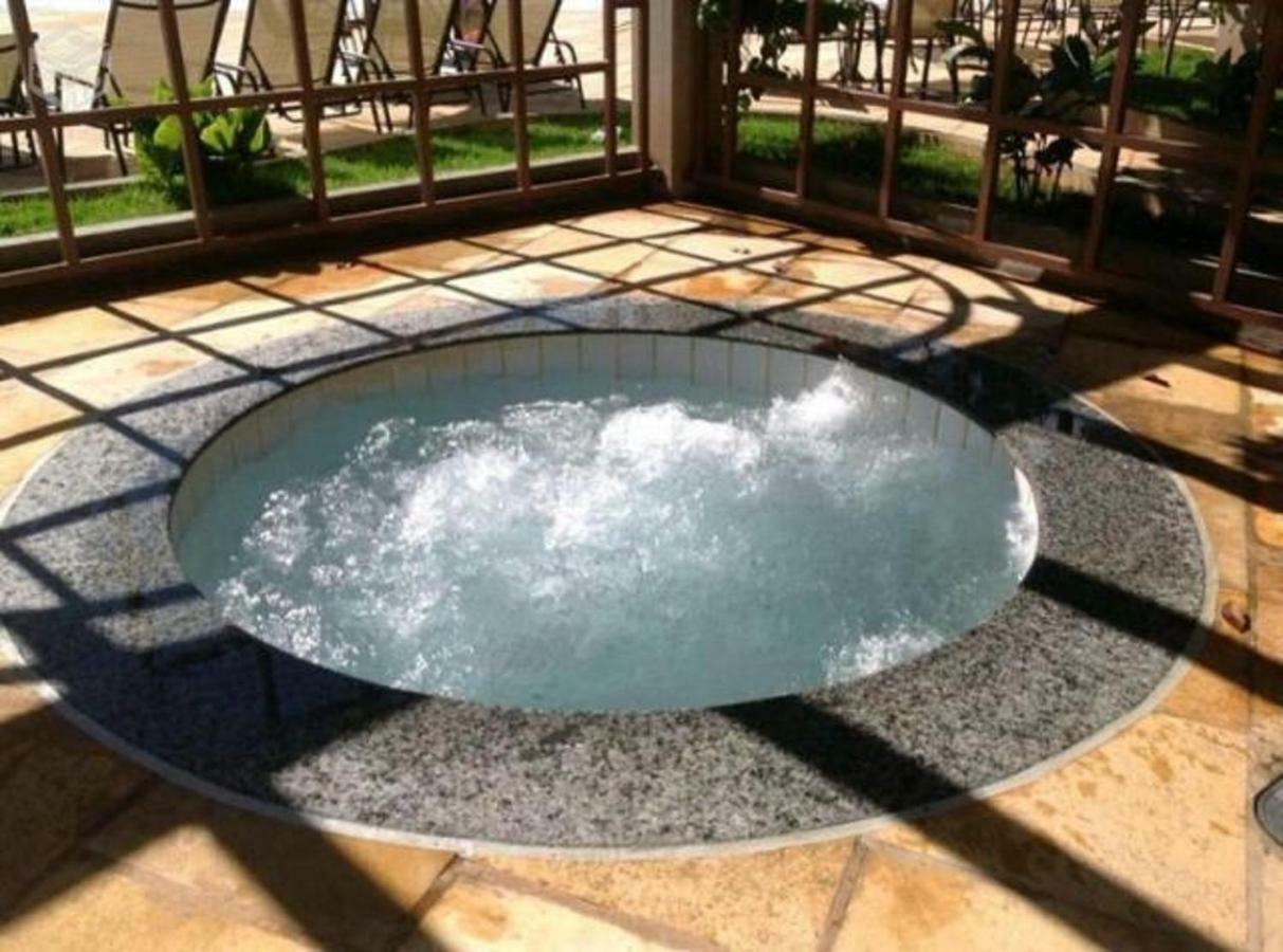 Lacqua Di Roma Com Piscina De Ondas Caldas Novas Esterno foto