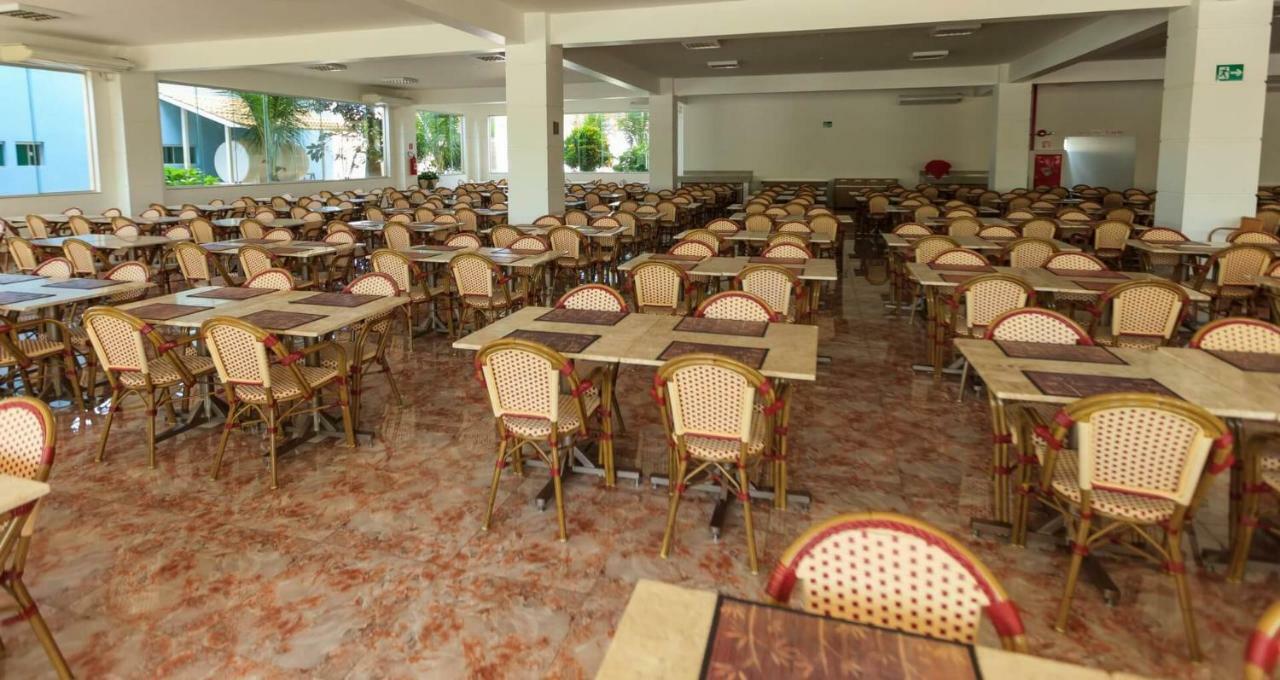 Lacqua Di Roma Com Piscina De Ondas Caldas Novas Esterno foto