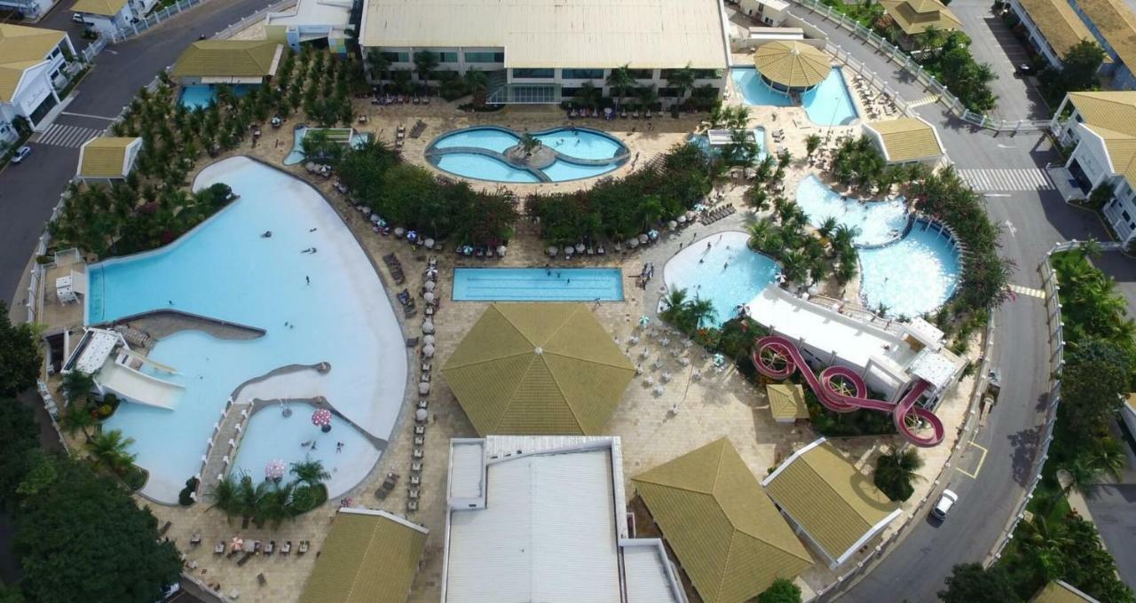 Lacqua Di Roma Com Piscina De Ondas Caldas Novas Esterno foto