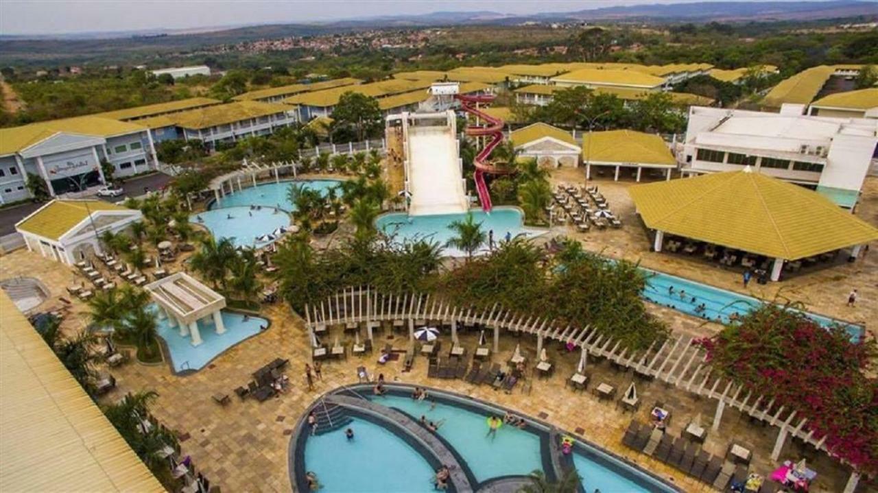 Lacqua Di Roma Com Piscina De Ondas Caldas Novas Esterno foto